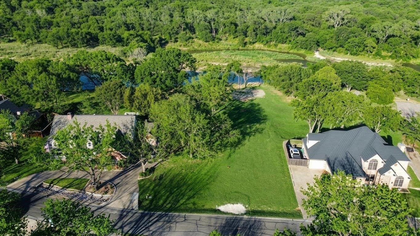 0.86 acres in Johnson County featured view