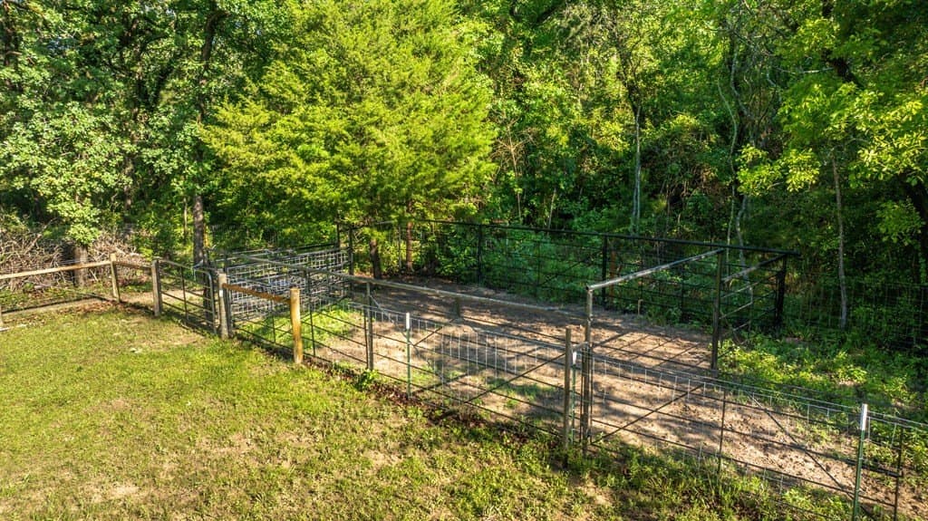 28.09 acres in ANDERSON County - photo 82