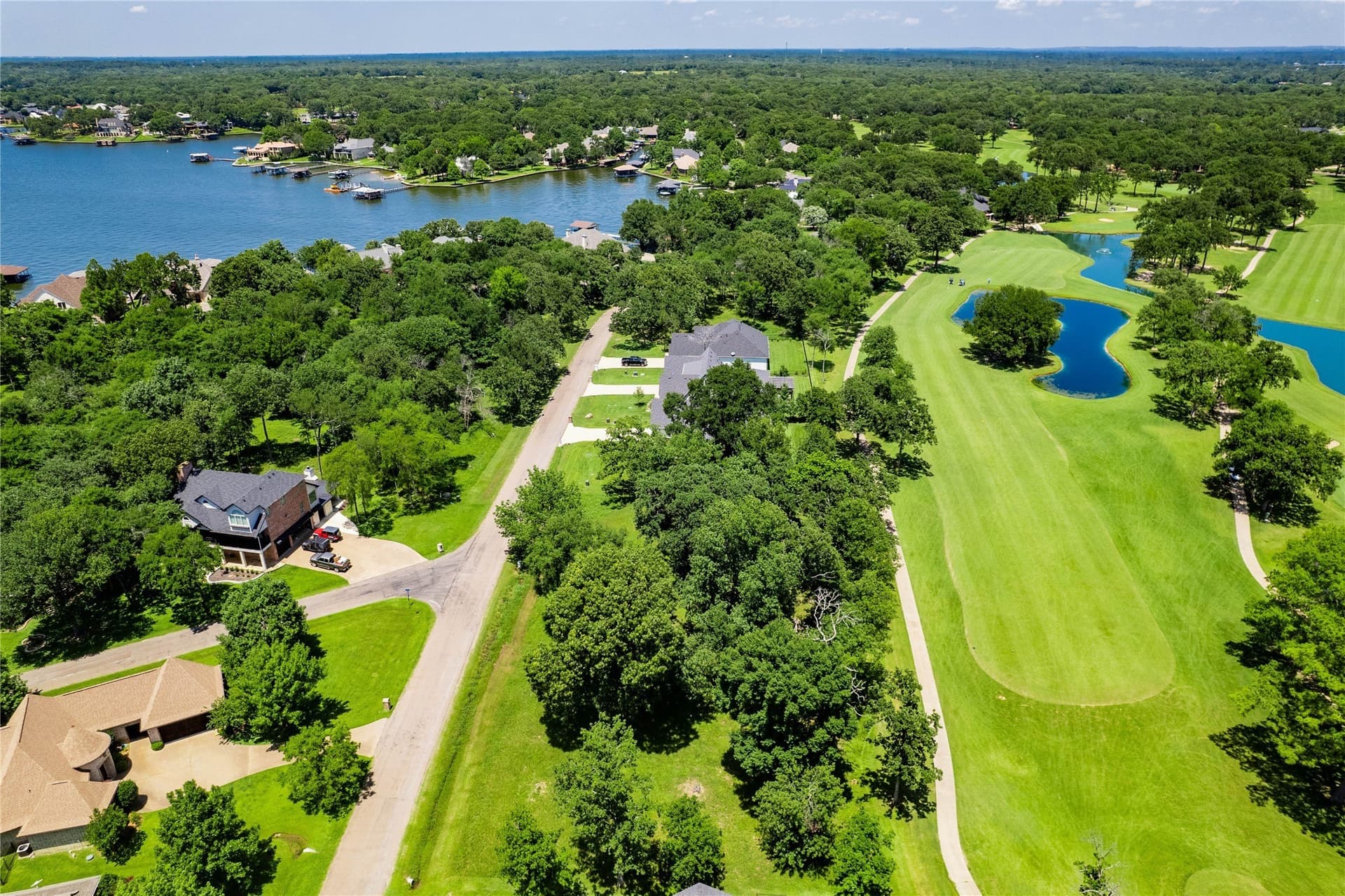 0.25 acres in Henderson County featured view