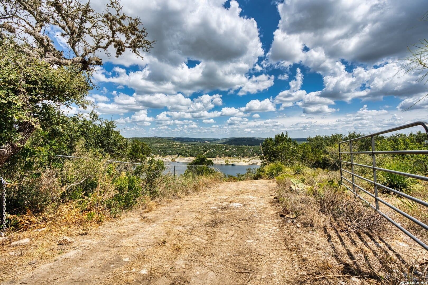 2.96 acres in Bandera County - photo 6