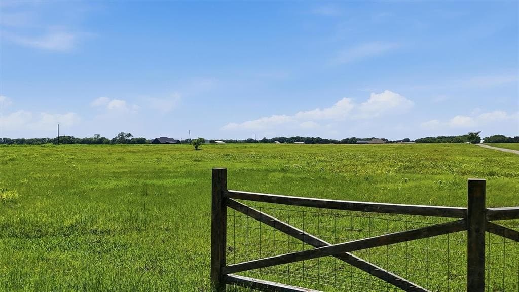 13.5 acres in Grayson County gallery image 4