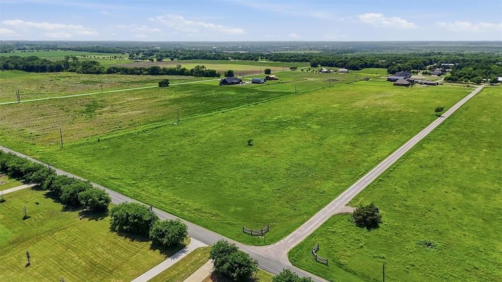 13.5 acres in Grayson County featured view