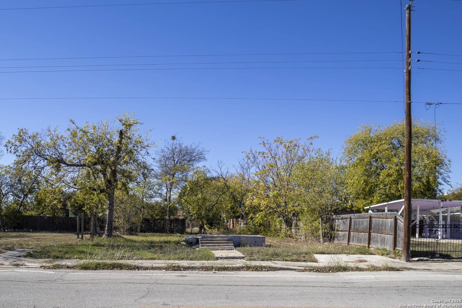 0.1 acres in Bexar County - photo 7