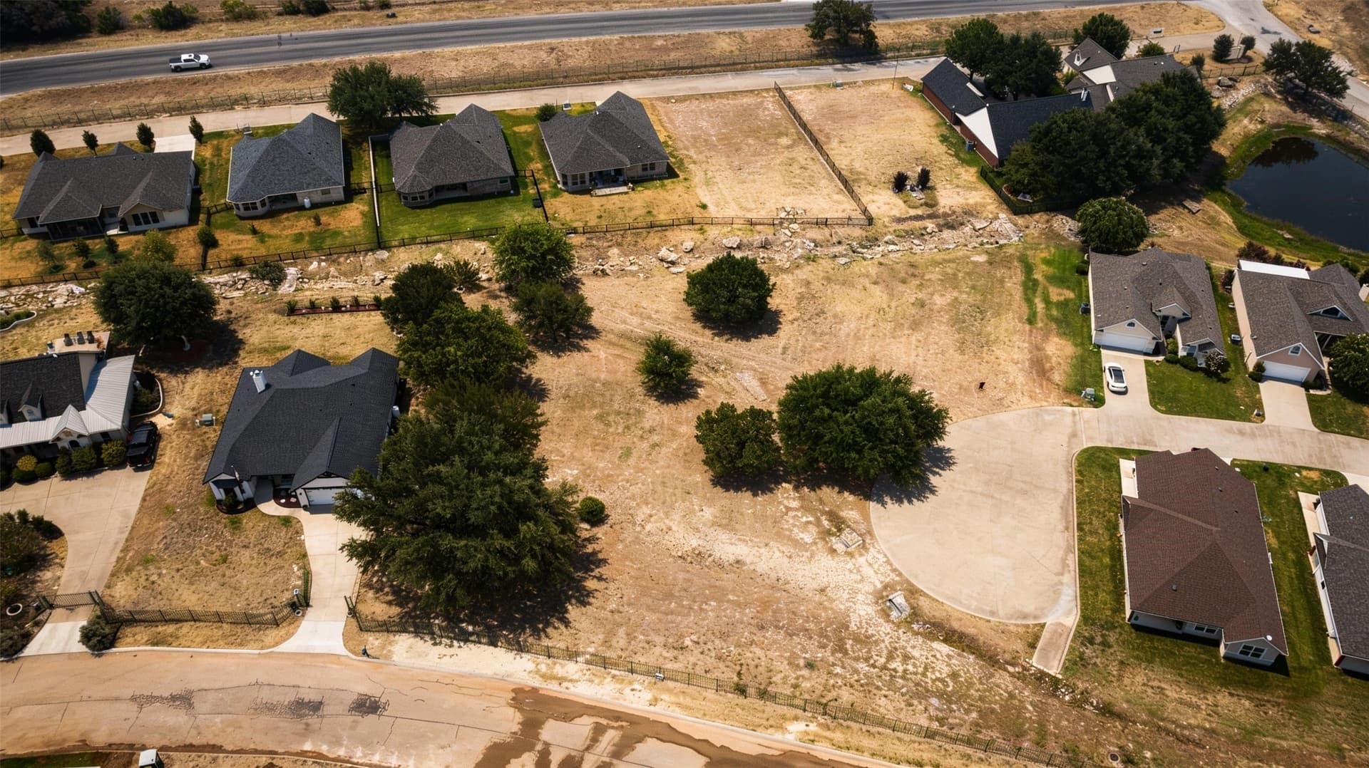 0.37 acres in Somervell County - photo 5
