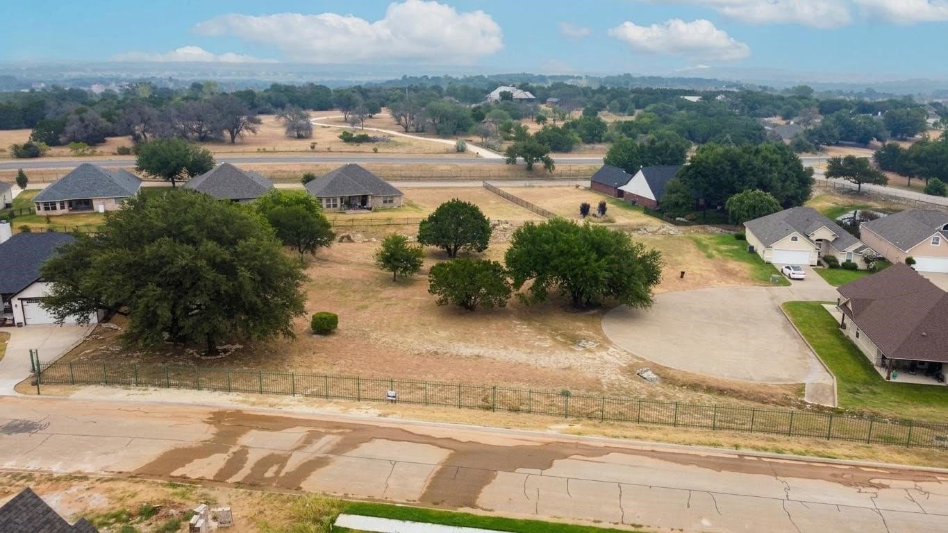 0.37 acres in Somervell County - photo 4
