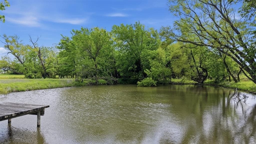 10 acres in Grayson County featured view