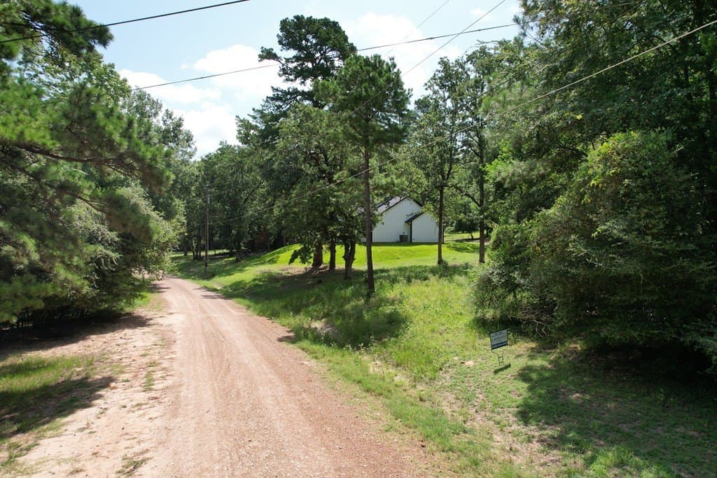 0.65 acres in Texas County gallery image 3
