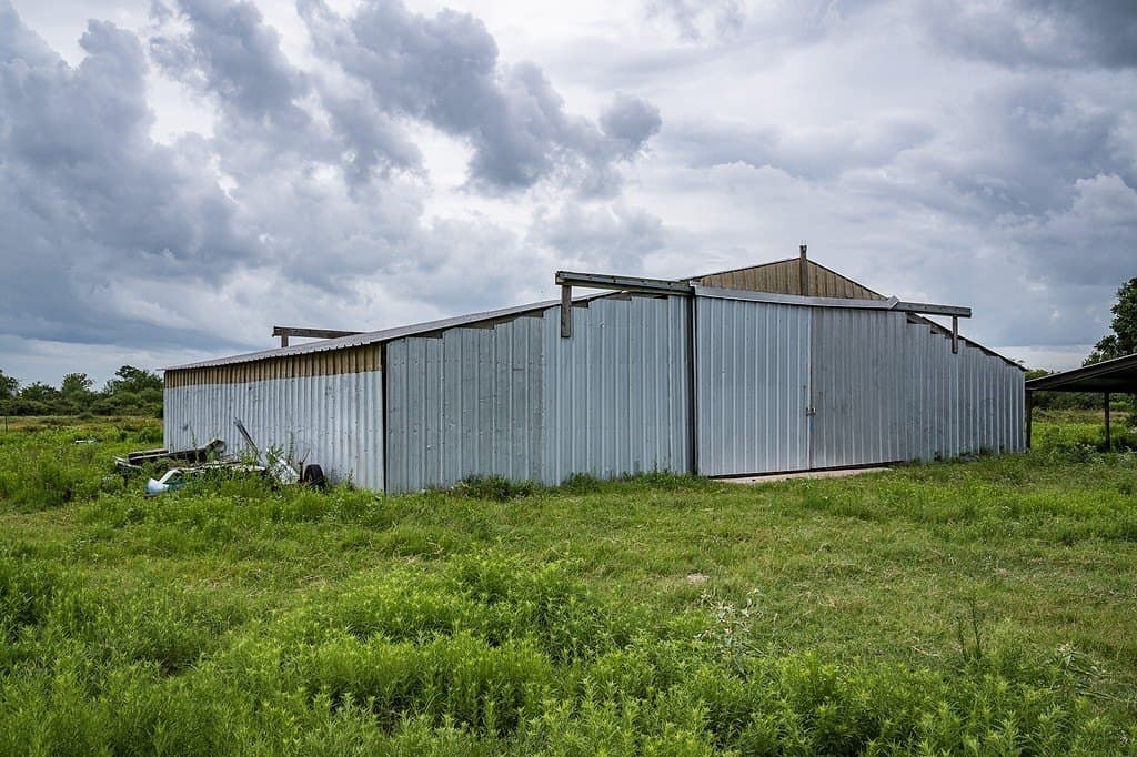 658.25 acres in Colorado County - photo 10