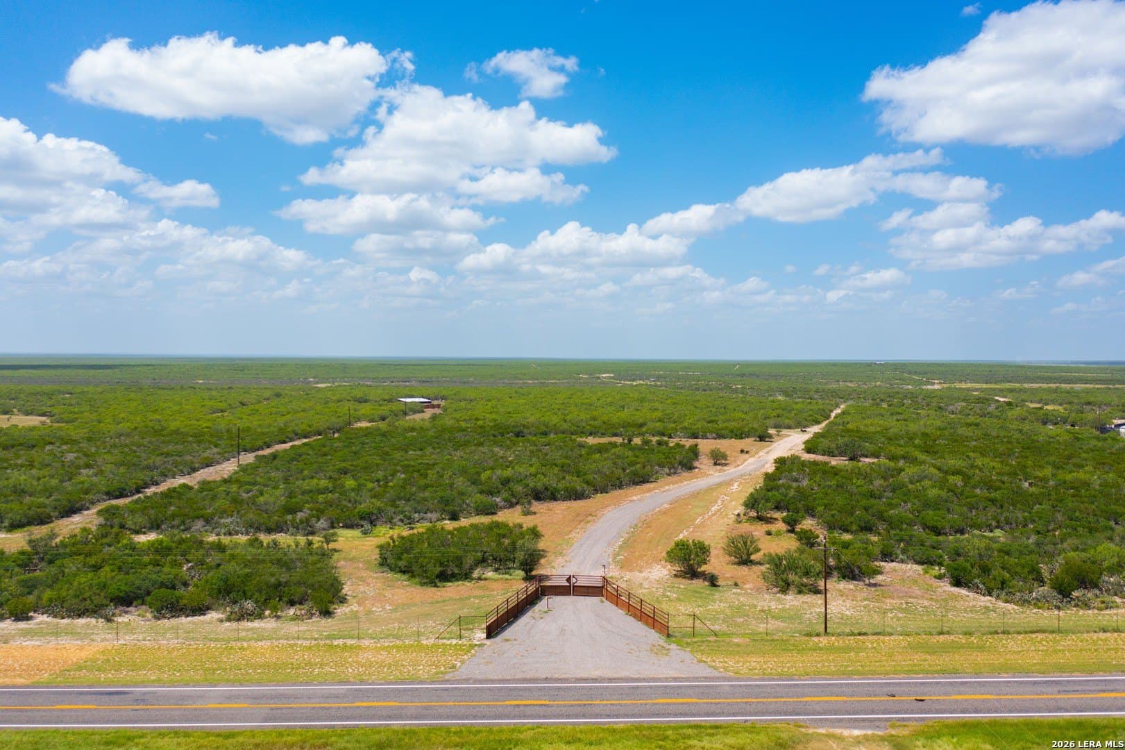 433 acres in Webb County