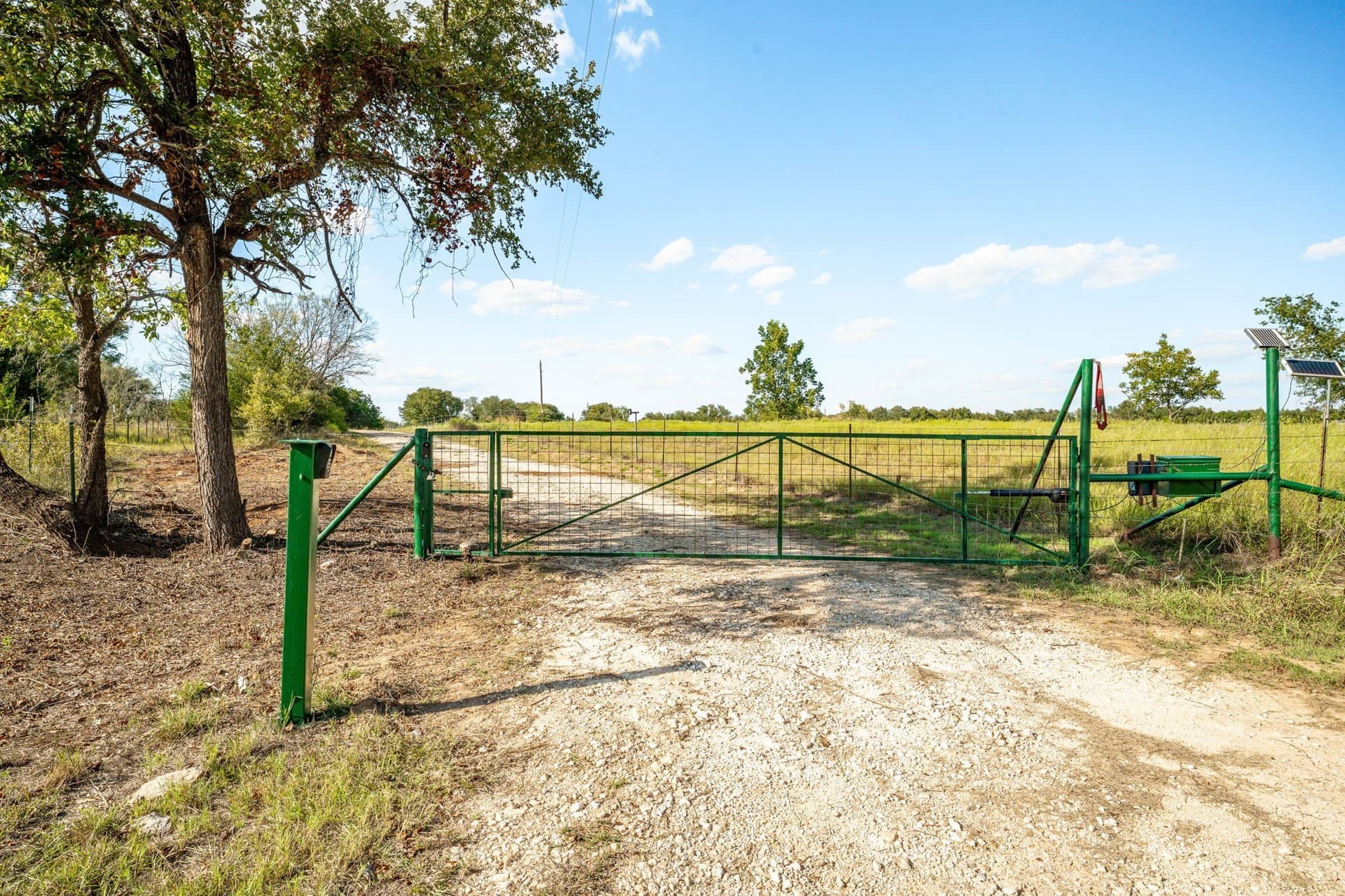 185.41 acres in Bosque County - photo 2