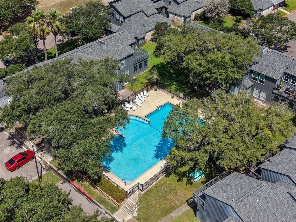 100,000 acres in Aransas County - photo 25