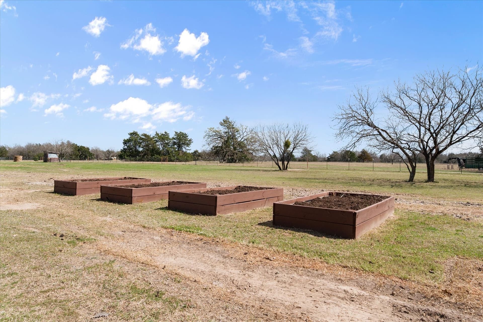 26.16 acres in Navarro County - photo 26