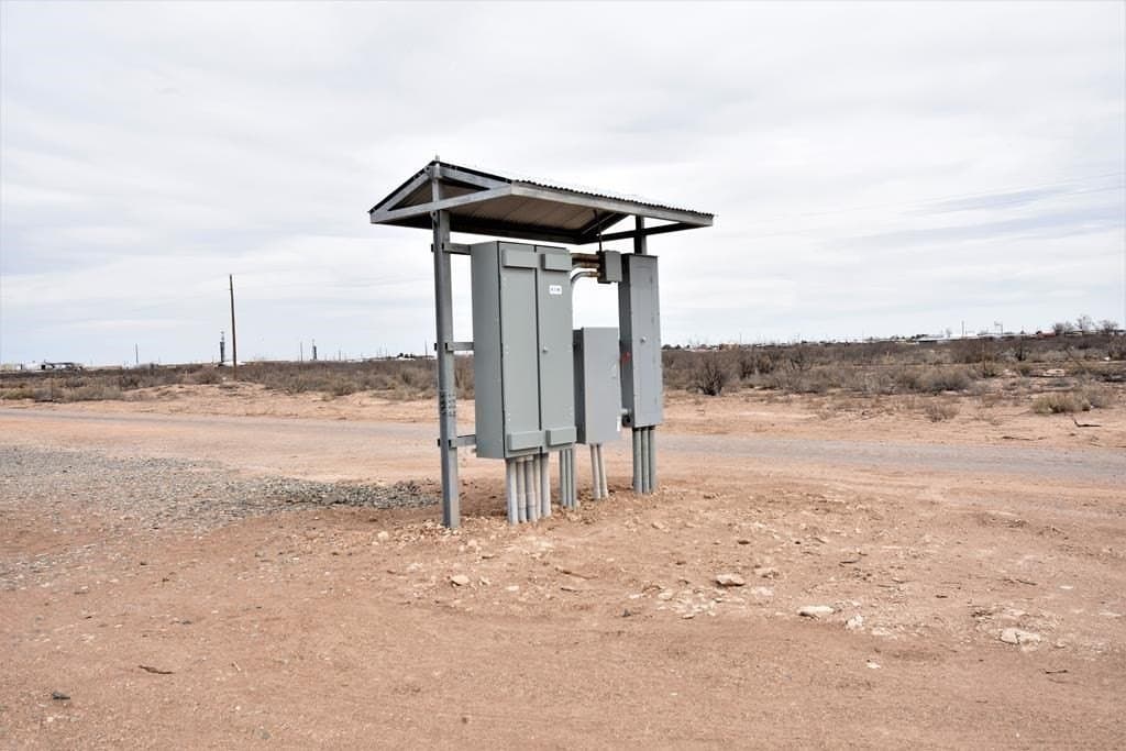 10 acres in Reeves County - photo 2