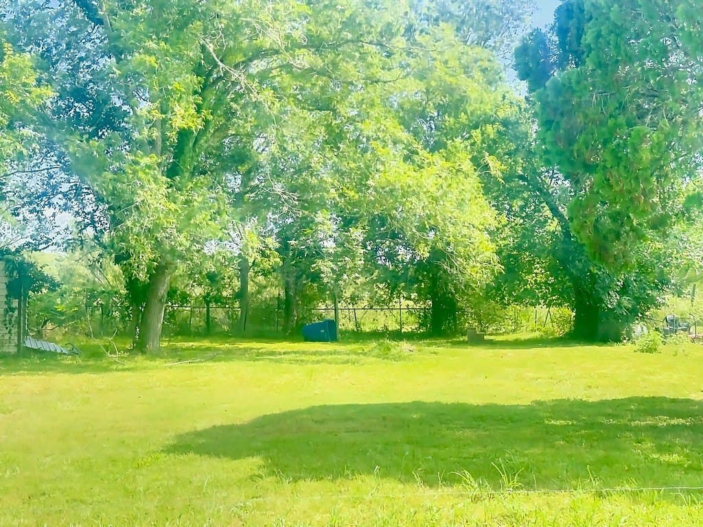 0.19 acres in Lavaca County - photo 3