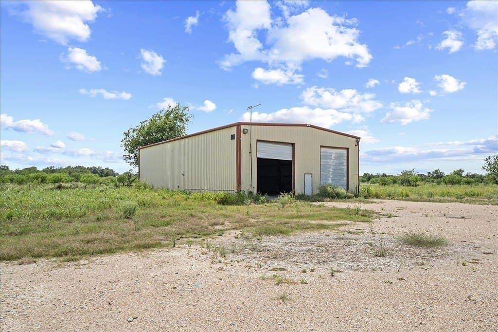 40 acres in Fayette County - photo 9