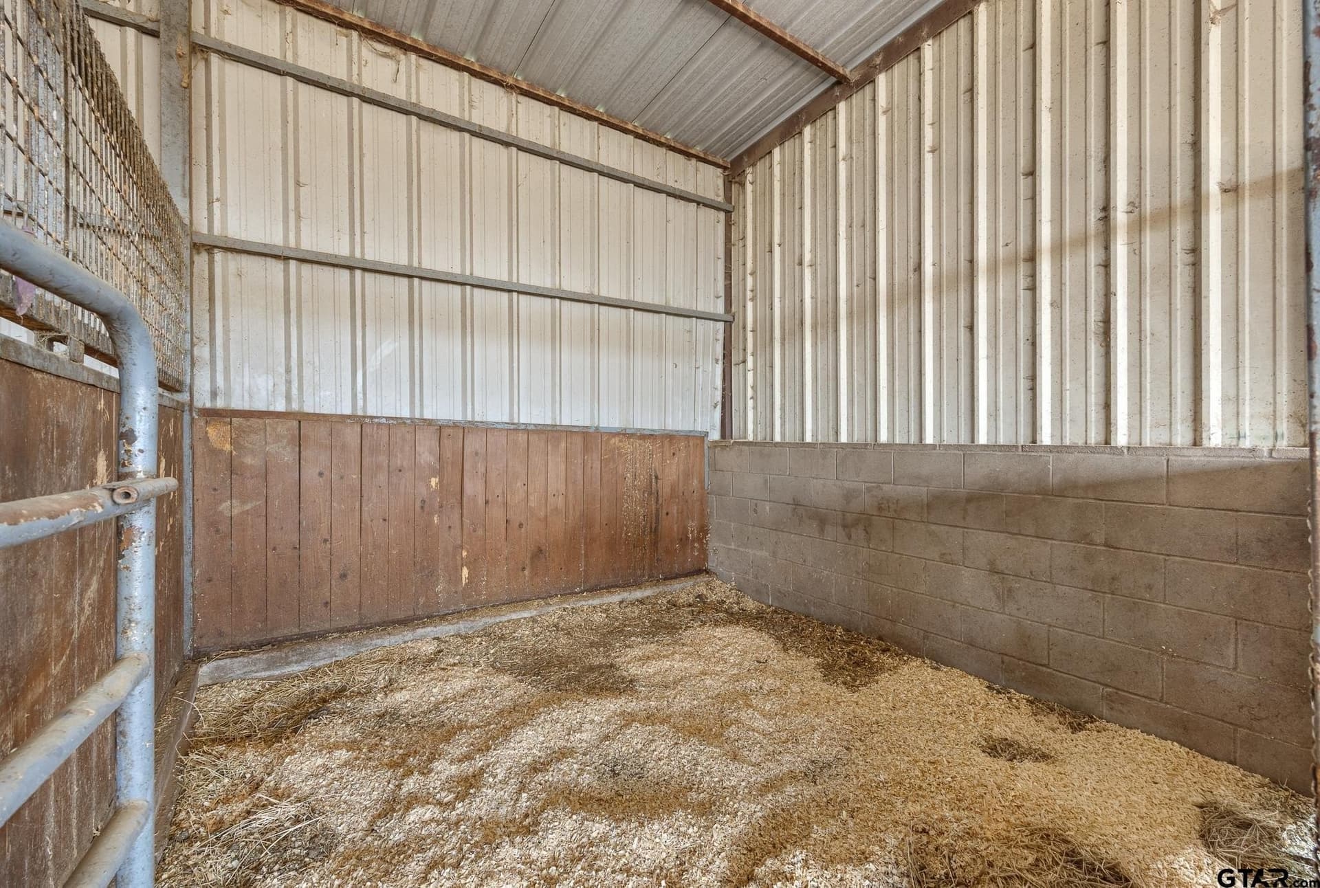 24 acres in Smith County - photo 32
