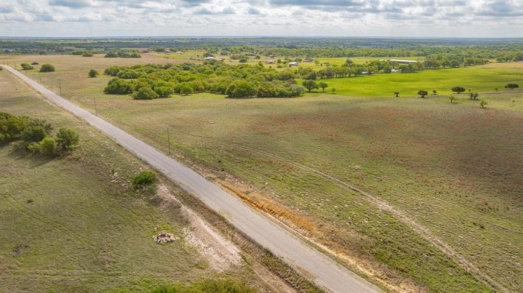 10.1 acres in Erath County