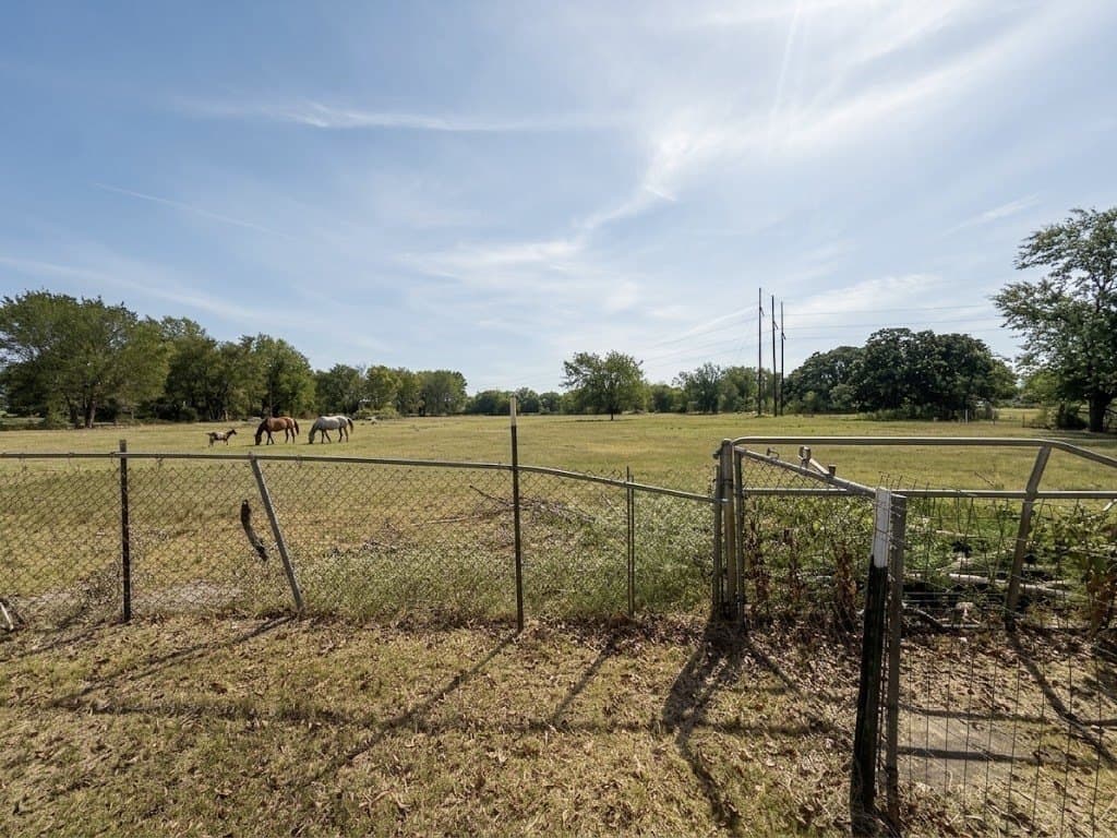 15.55 acres in Van Zandt County - photo 9