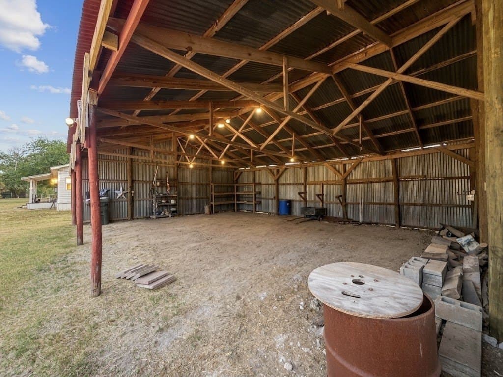 15.55 acres in Van Zandt County - photo 4