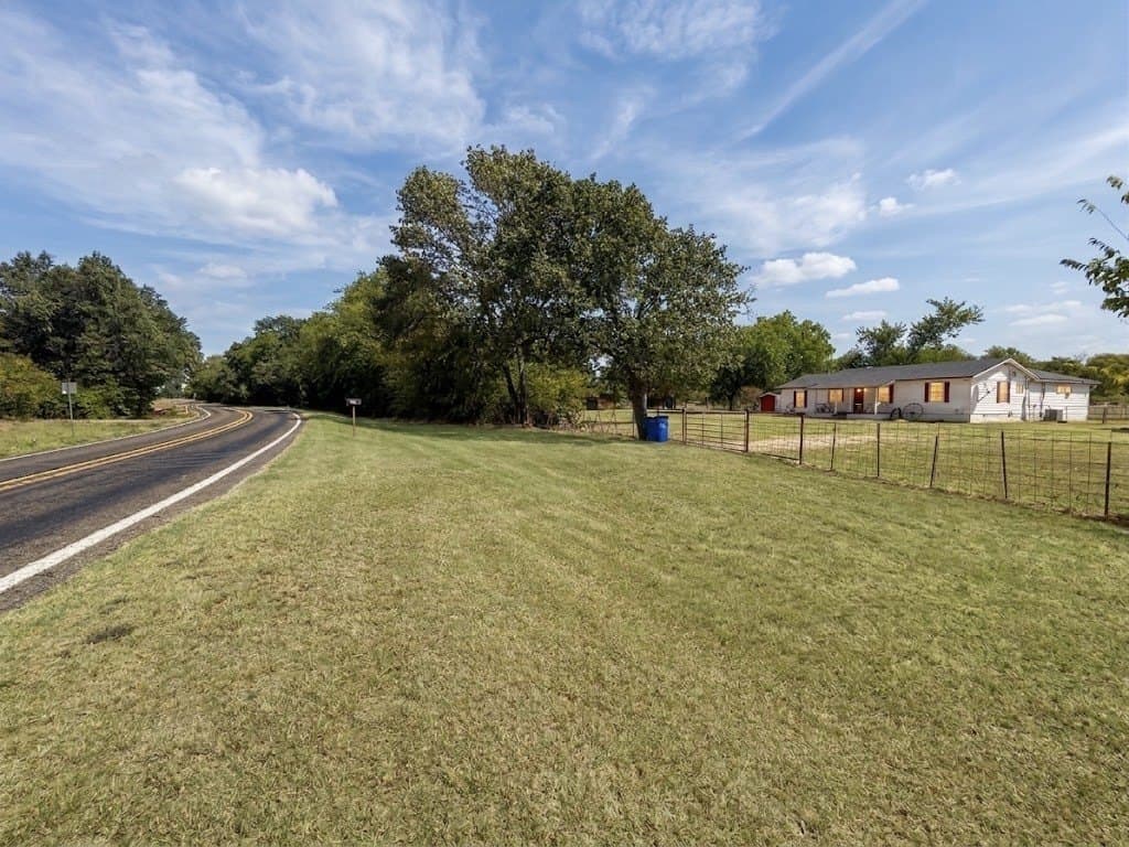 15.55 acres in Van Zandt County - photo 2