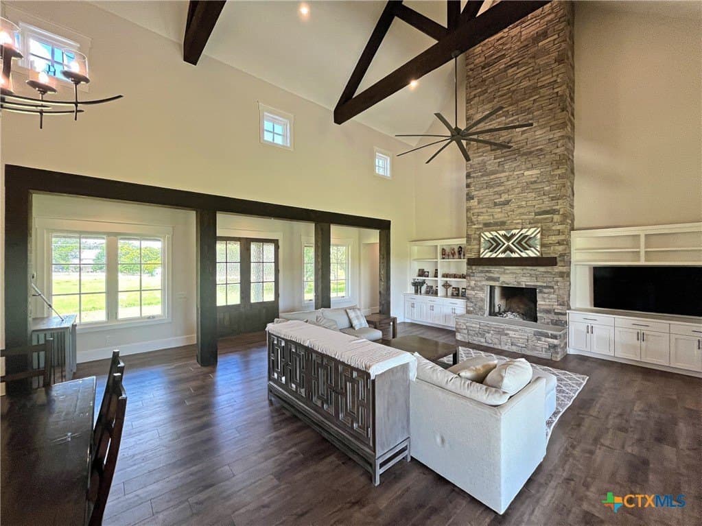 13.23 acres in Gillespie County gallery image 4