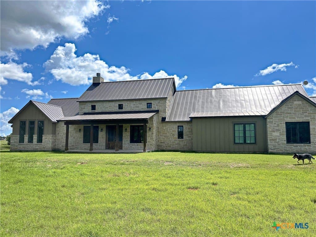 13.23 acres in Gillespie County gallery image 3