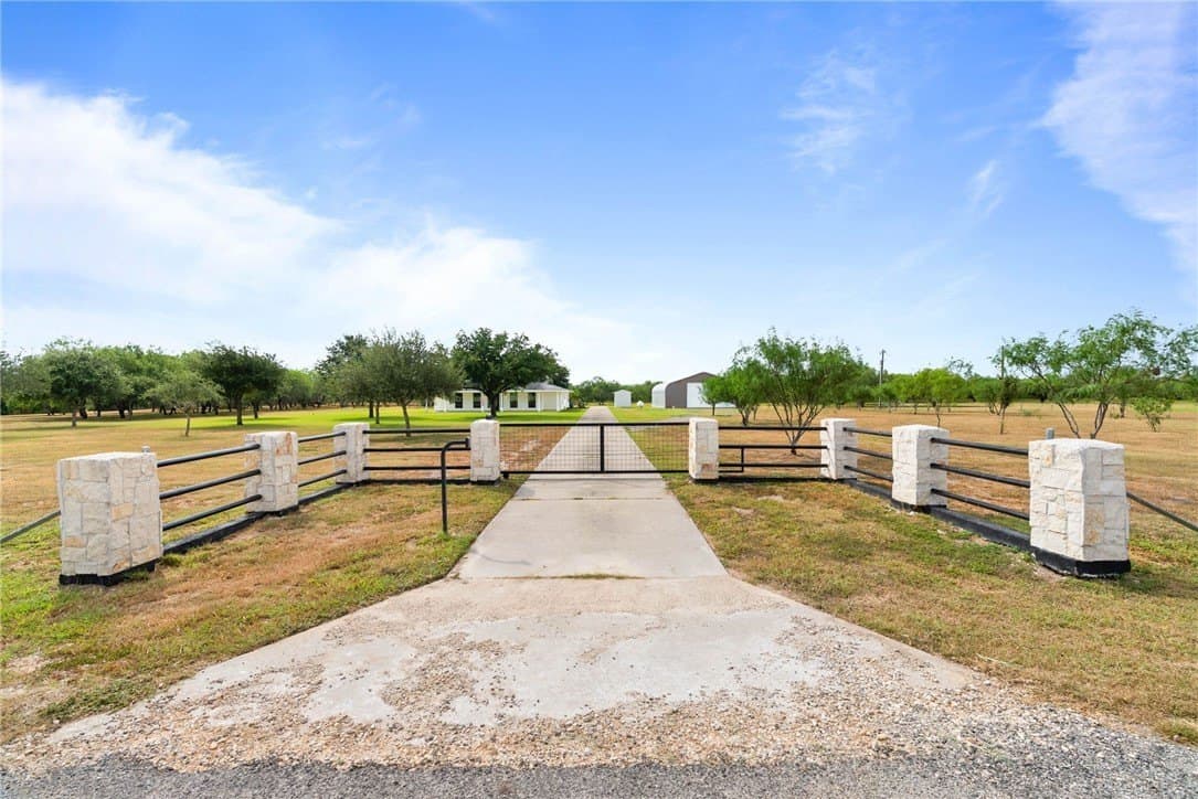 100,000 acres in Nueces County - photo 34