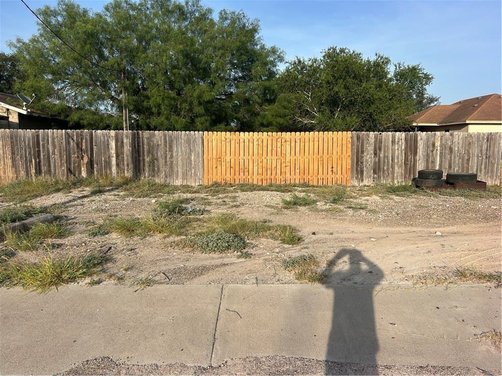 0.16 acres in Duval County gallery image 3