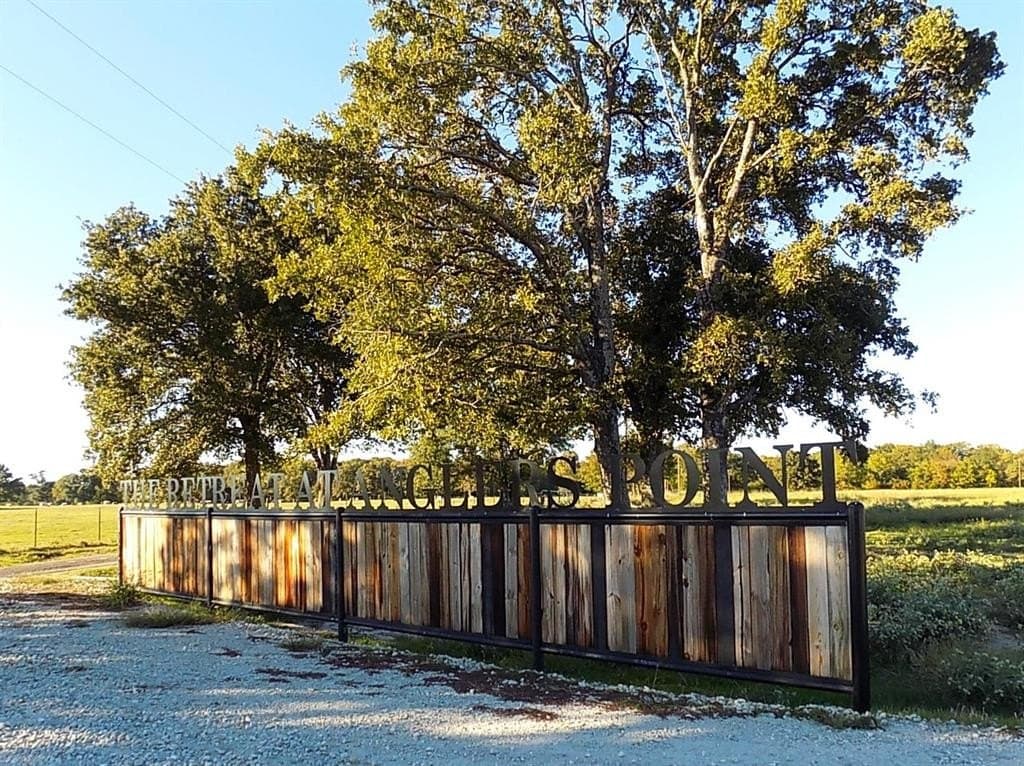 0.75 acres in Rains County