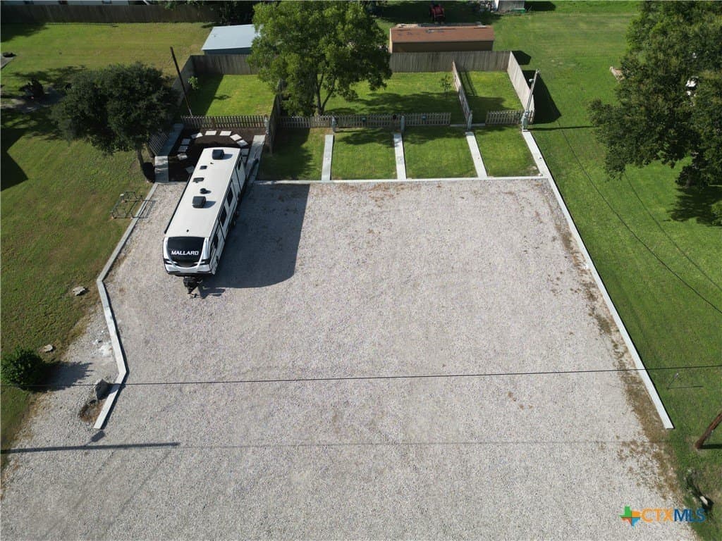 0.38 acres in Refugio County - photo 6