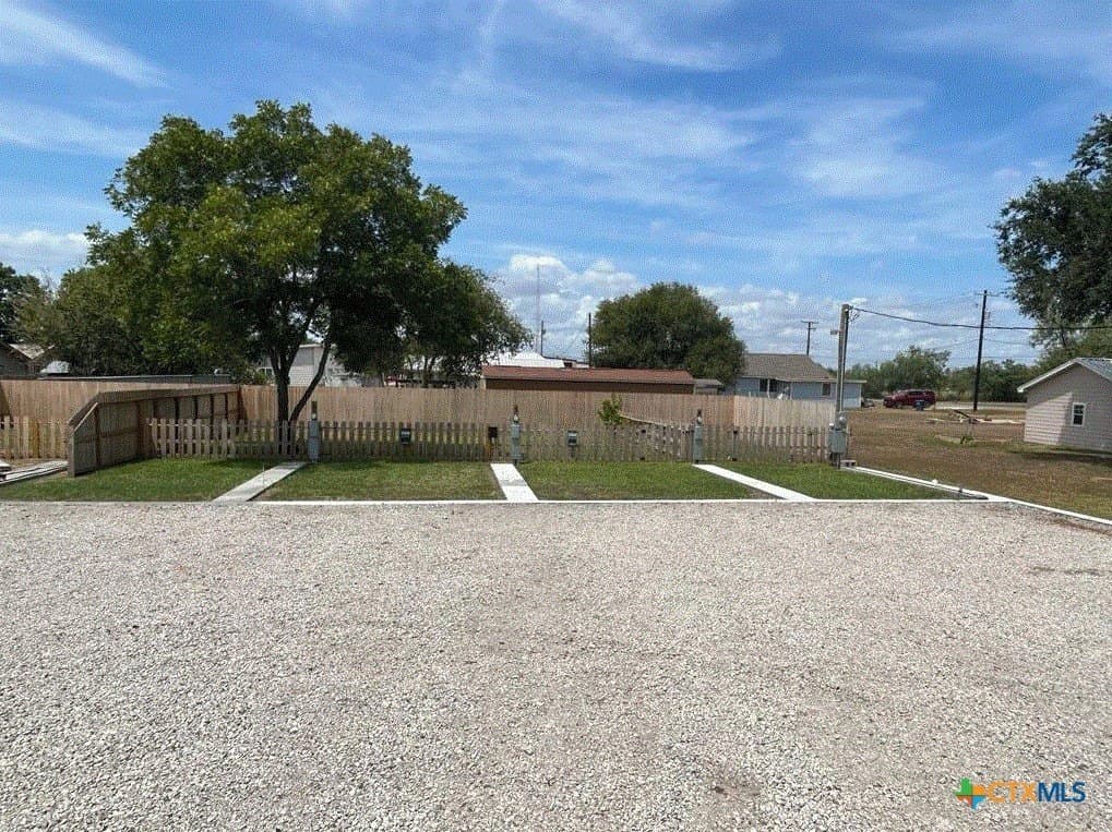 0.38 acres in Refugio County gallery image 2