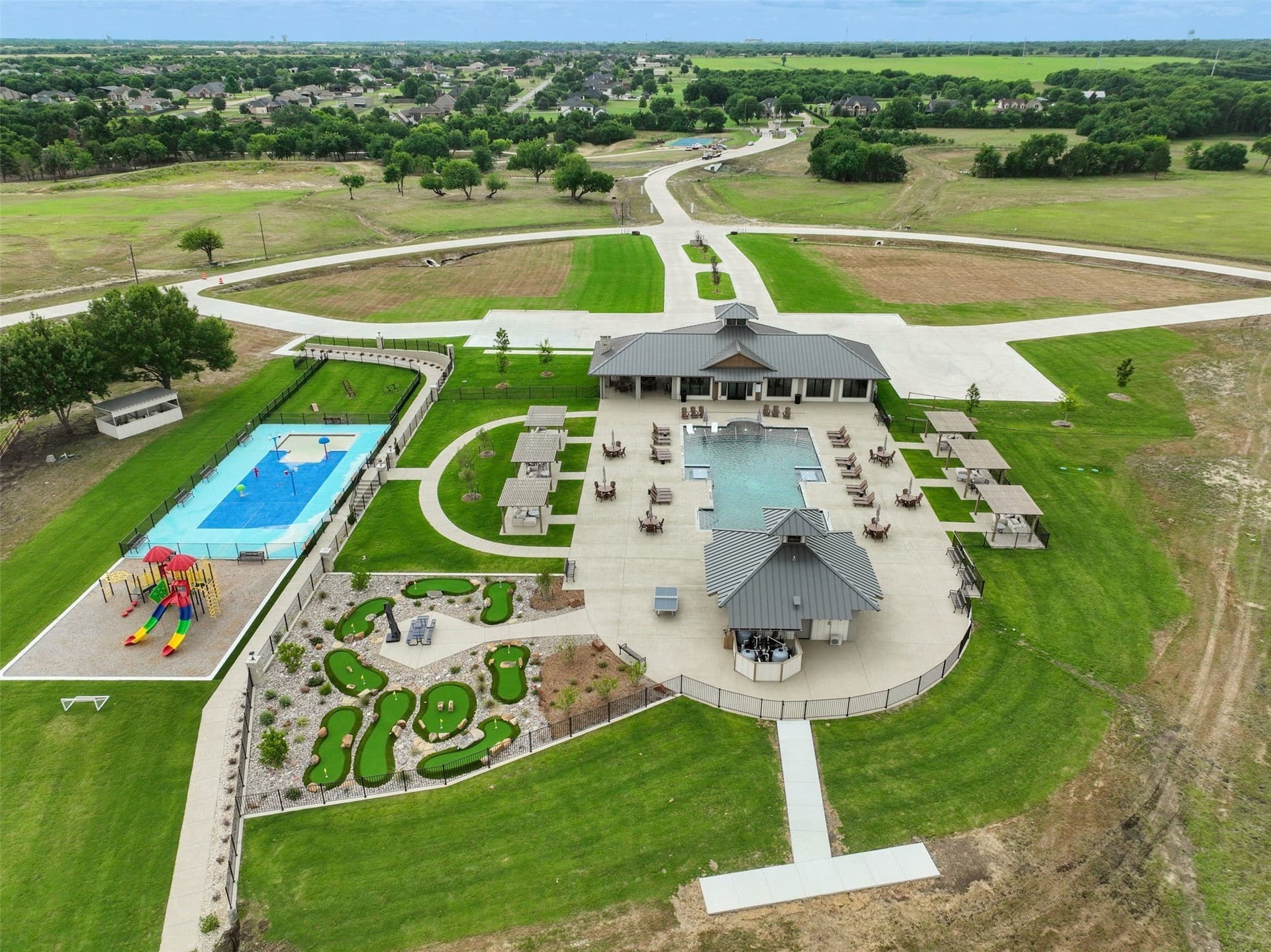 1.03 acres in Ellis County - photo 2