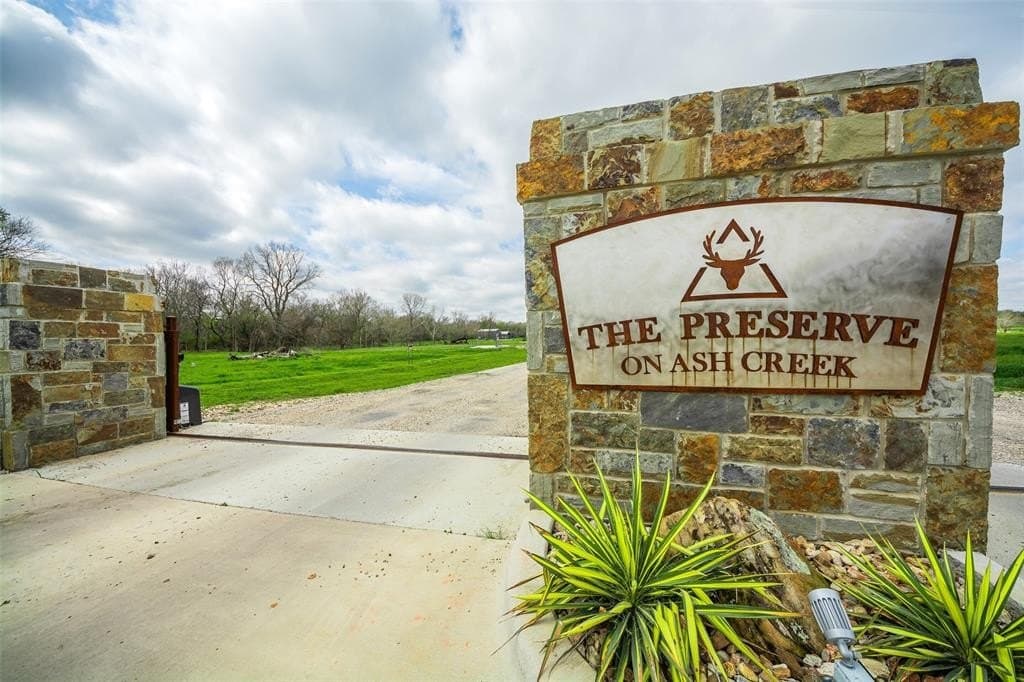 5.03 acres in Parker County gallery image 2