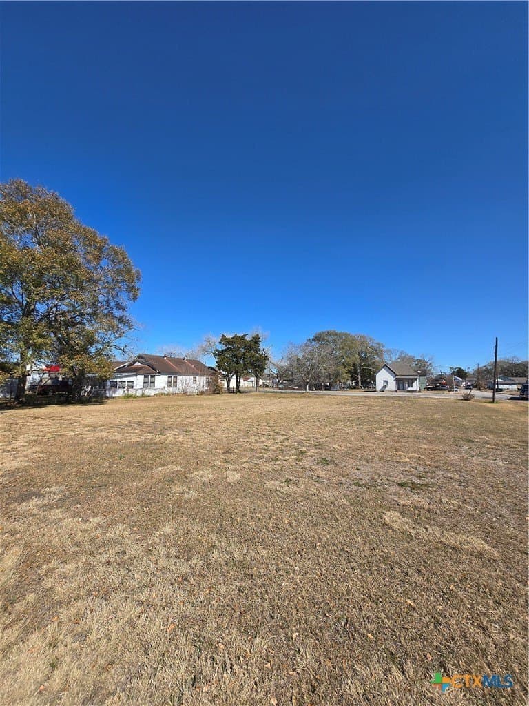 0.32 acres in Wharton County - photo 11