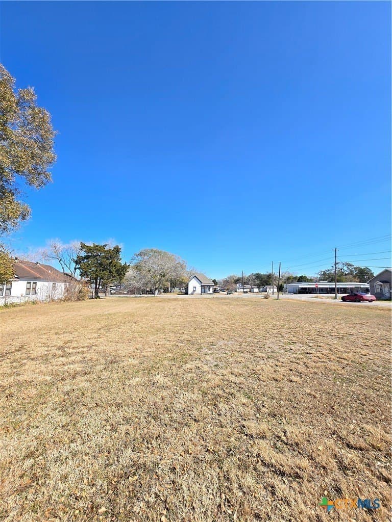 0.32 acres in Wharton County - photo 15