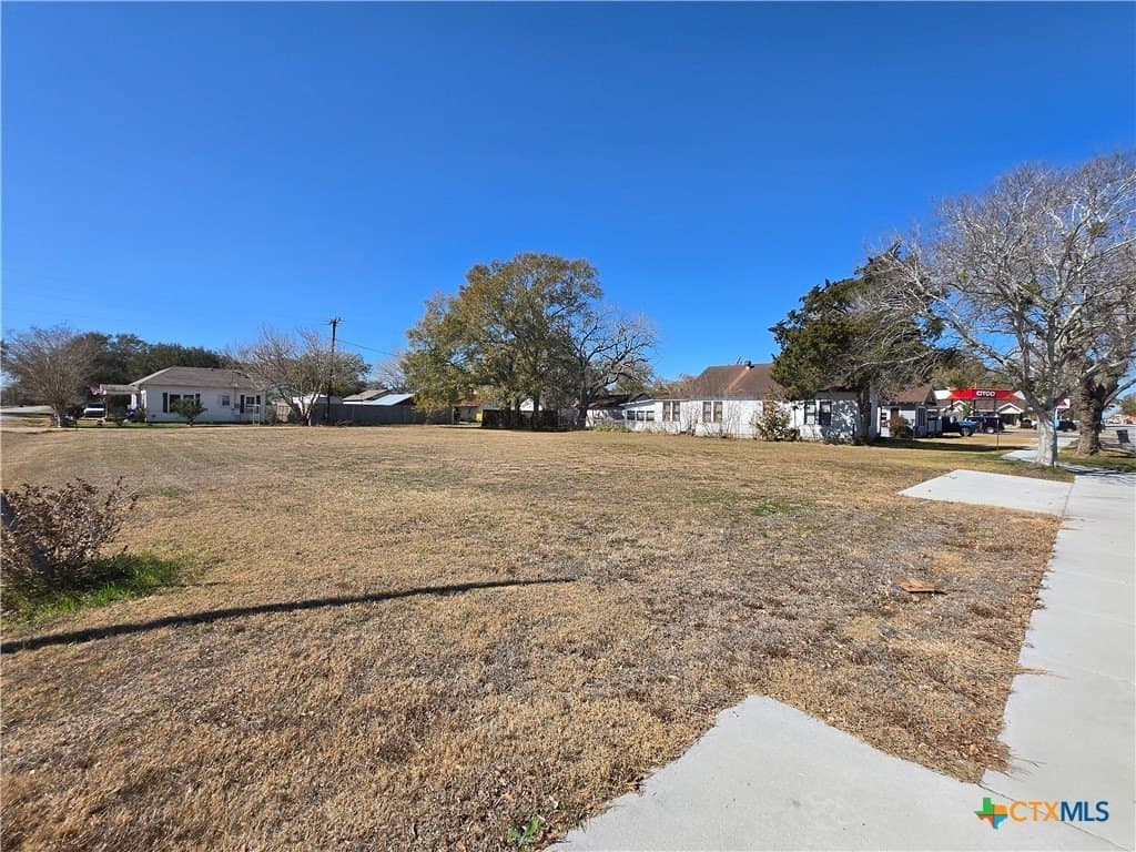 0.32 acres in Wharton County gallery image 3