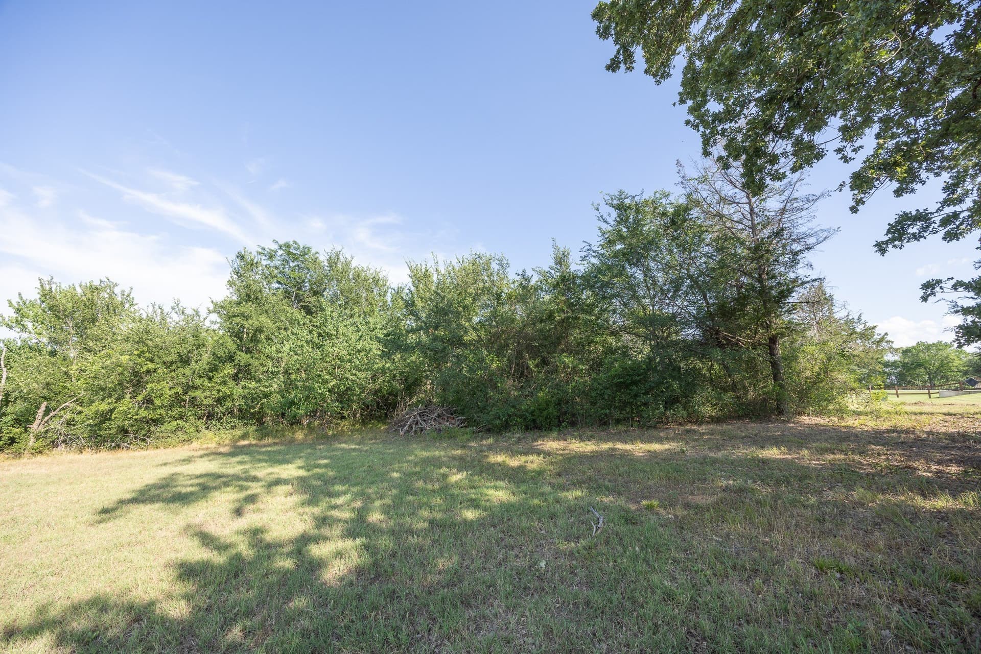 1.01 acres in Navarro County - photo 9