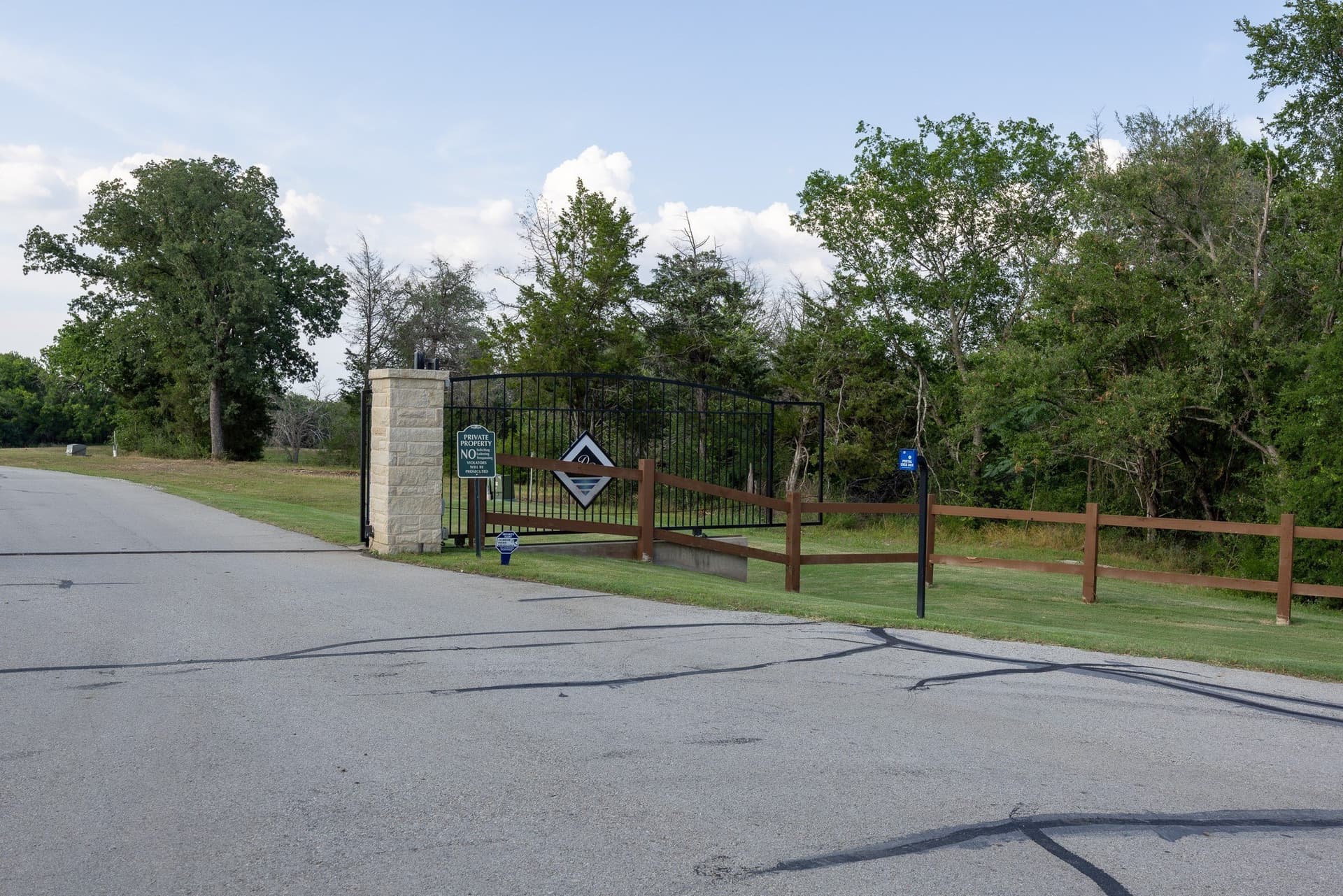 1.01 acres in Navarro County featured view