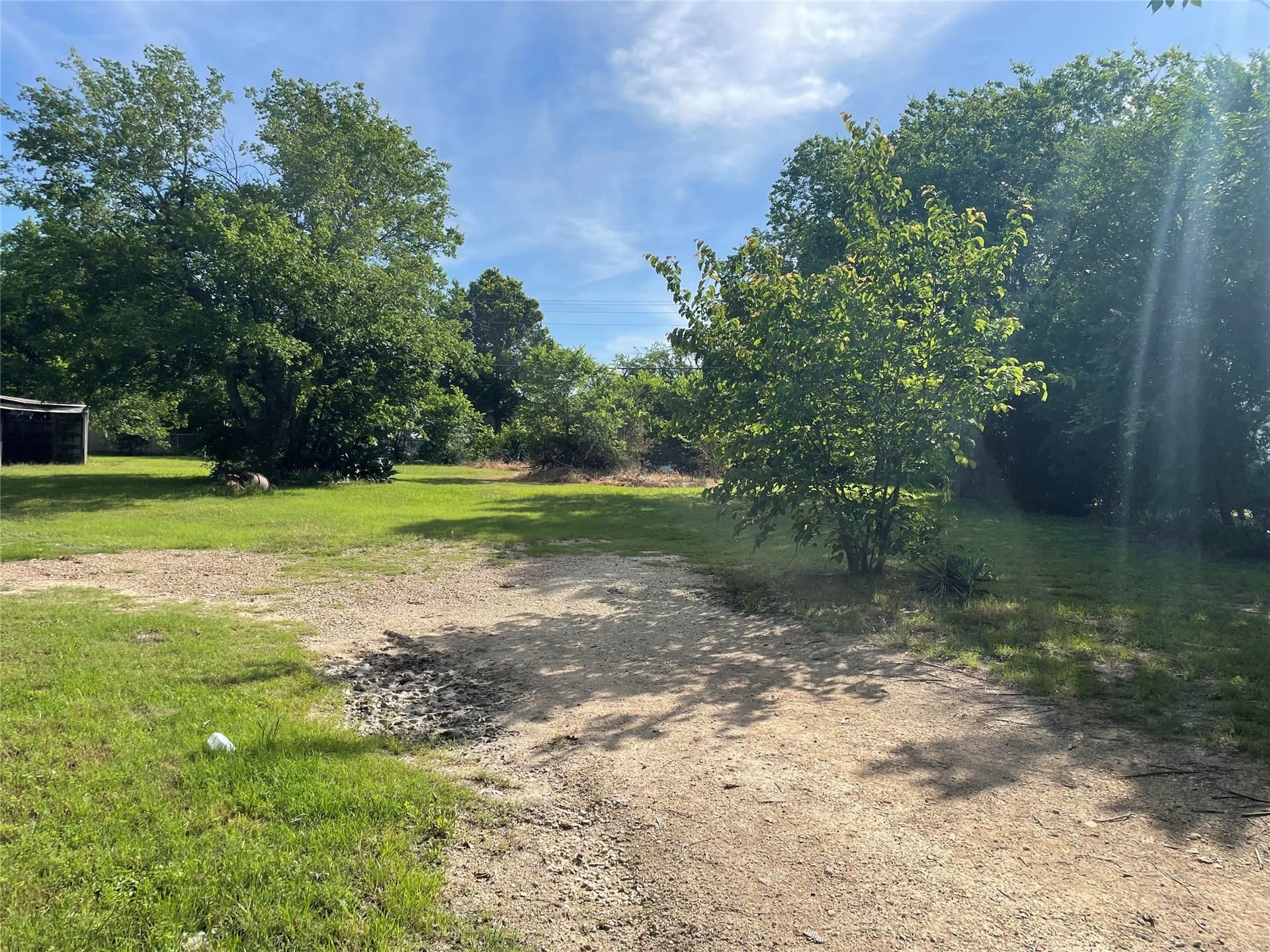 0.5 acres in Ellis County gallery image 4