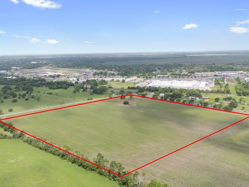 5 acres in Bay City County - photo 3
