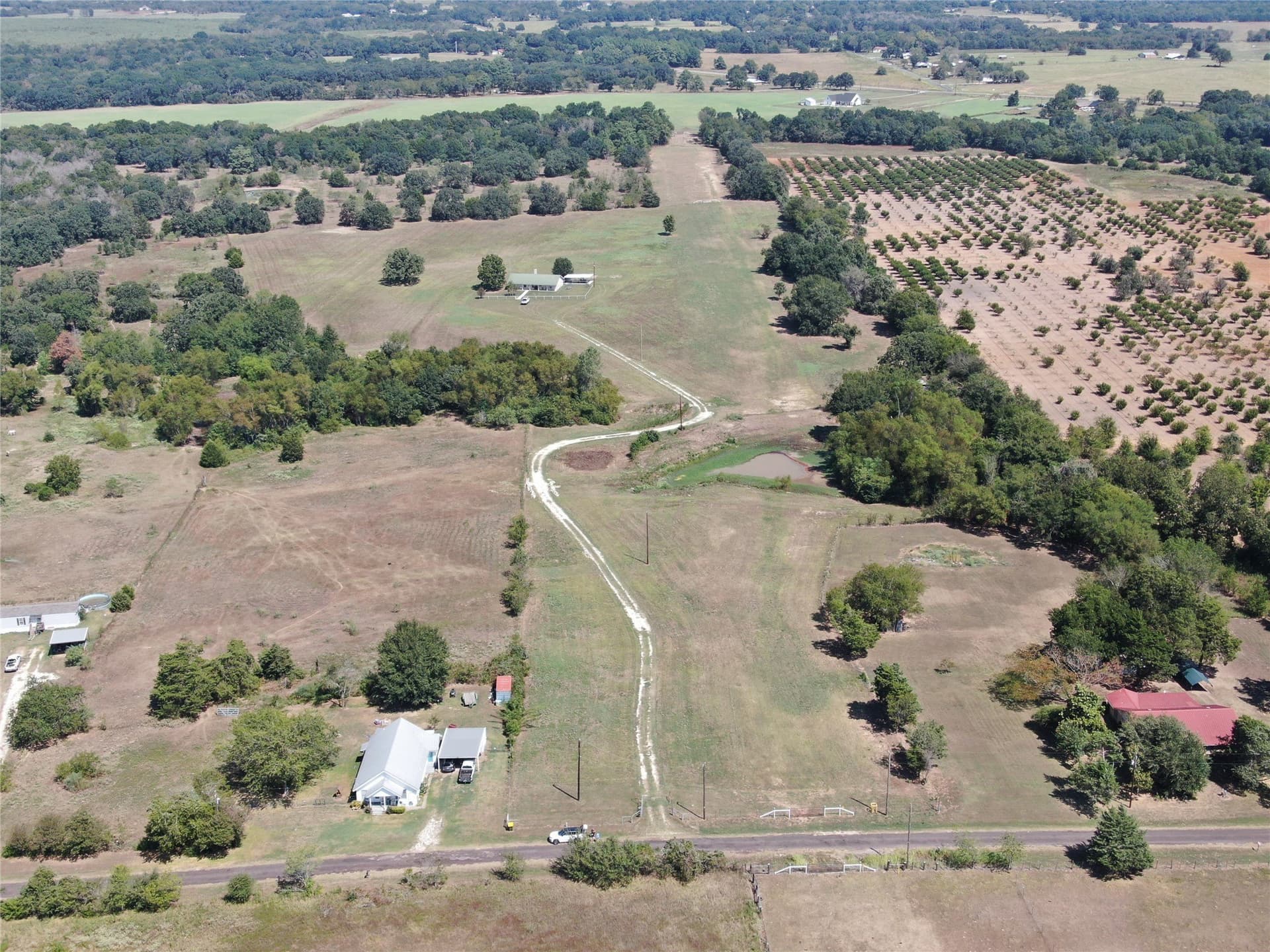 27.66 acres in Limestone County - photo 3