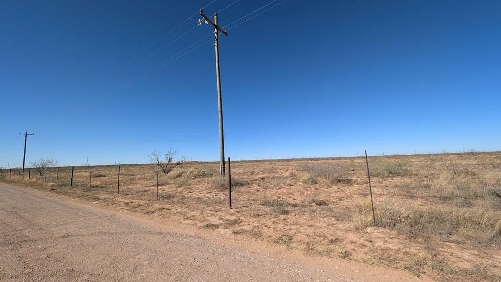 13.28 acres in Midland County