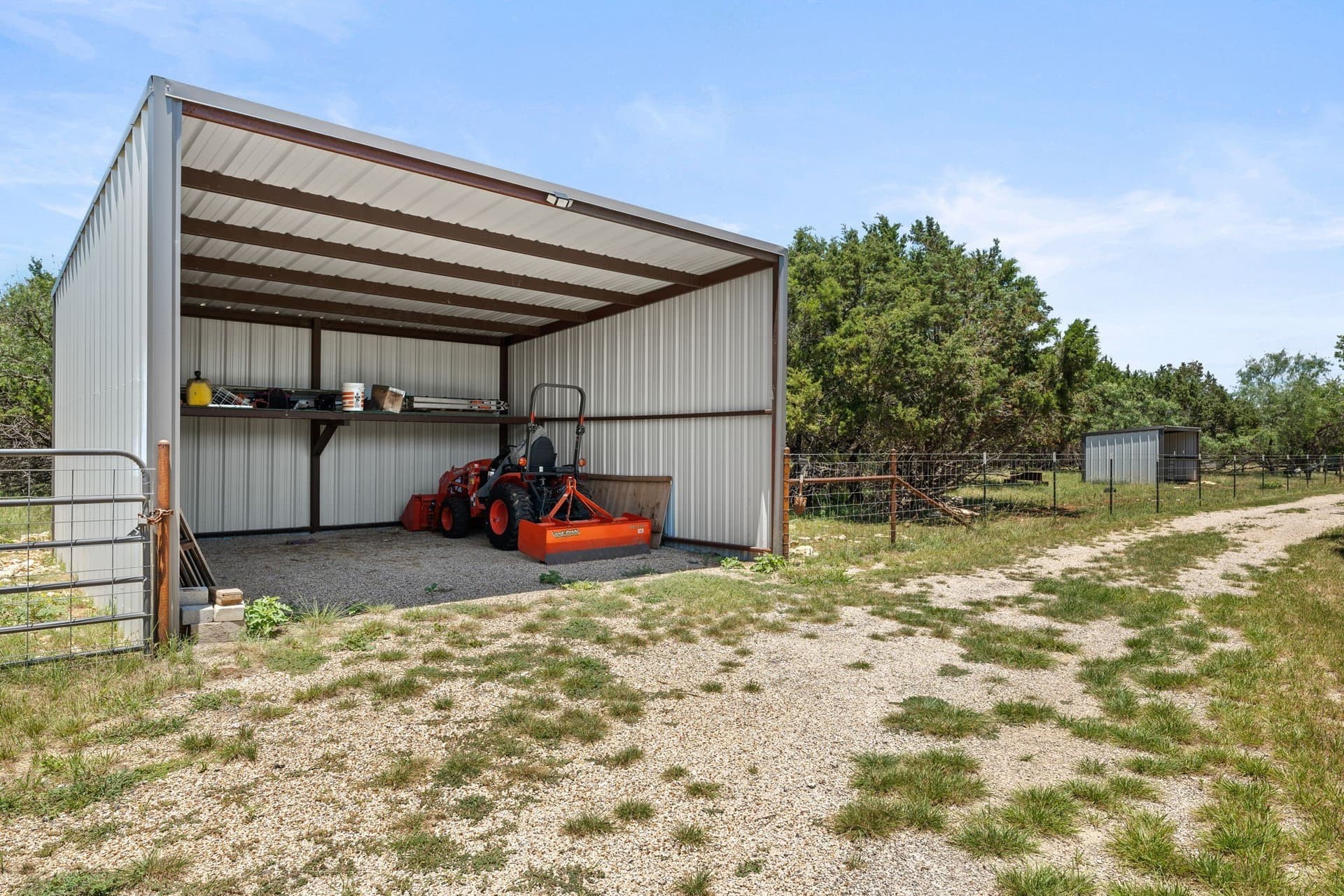 10.01 acres in Hill County - photo 9