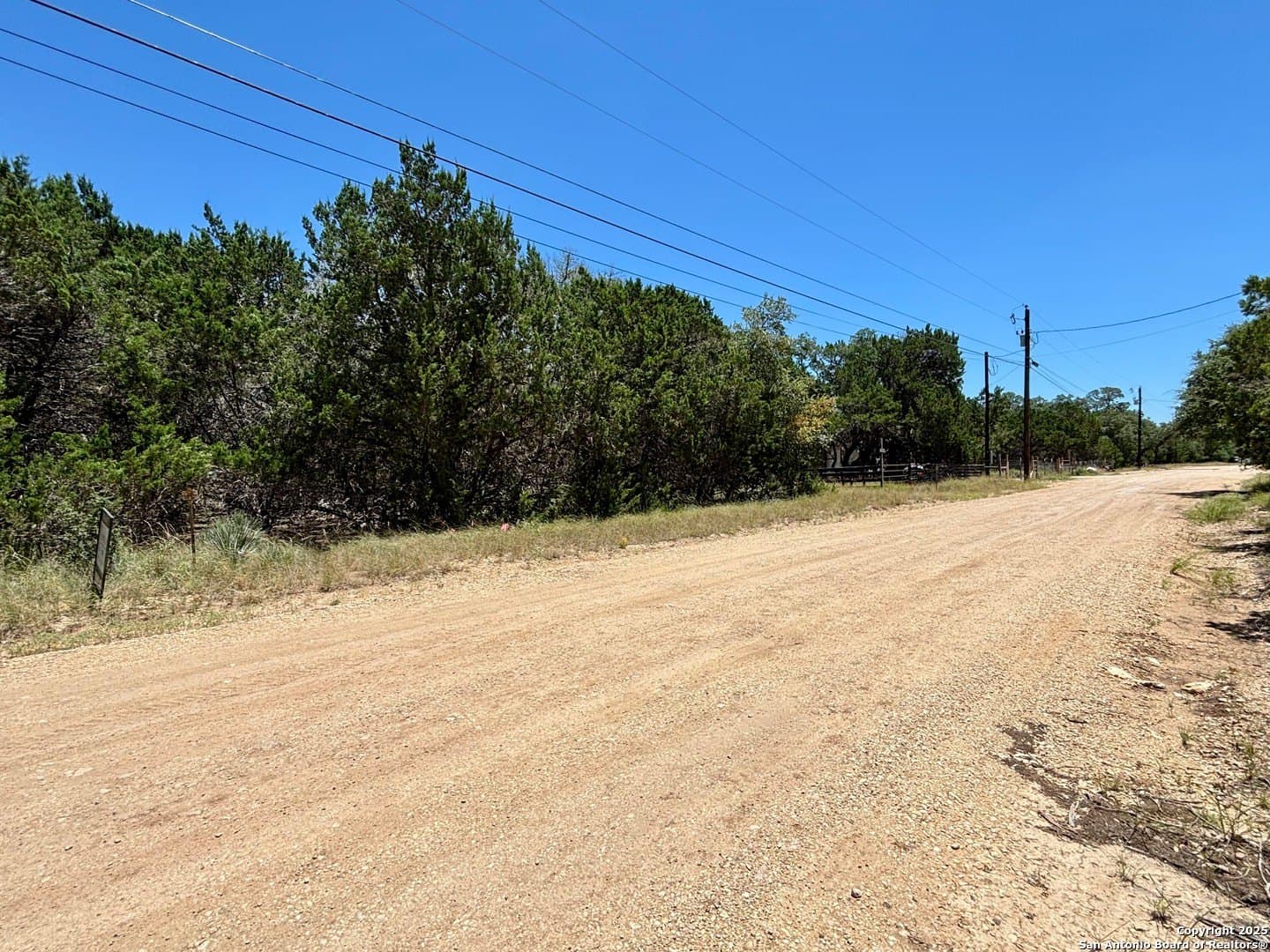 0.19 acres in Bandera County gallery image 4