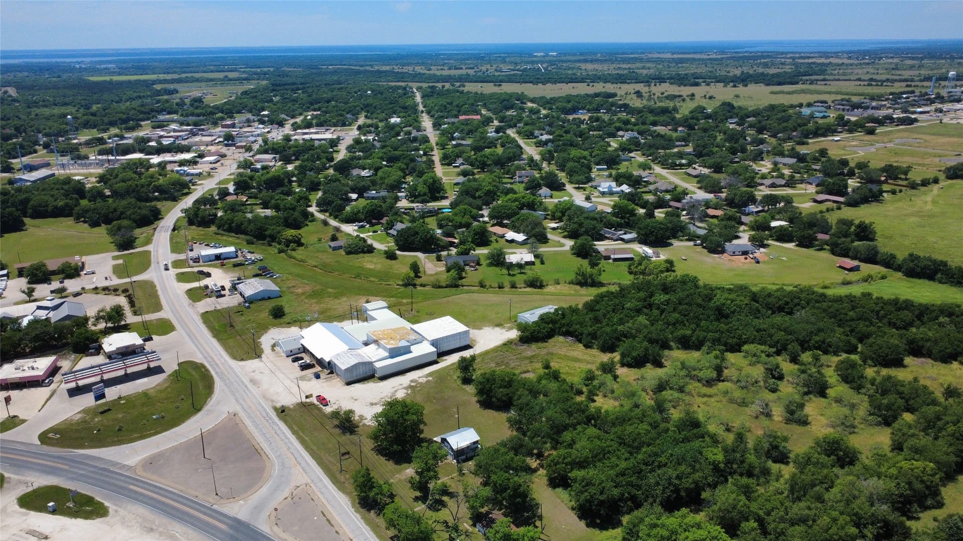 5.73 acres in Hill County - photo 5
