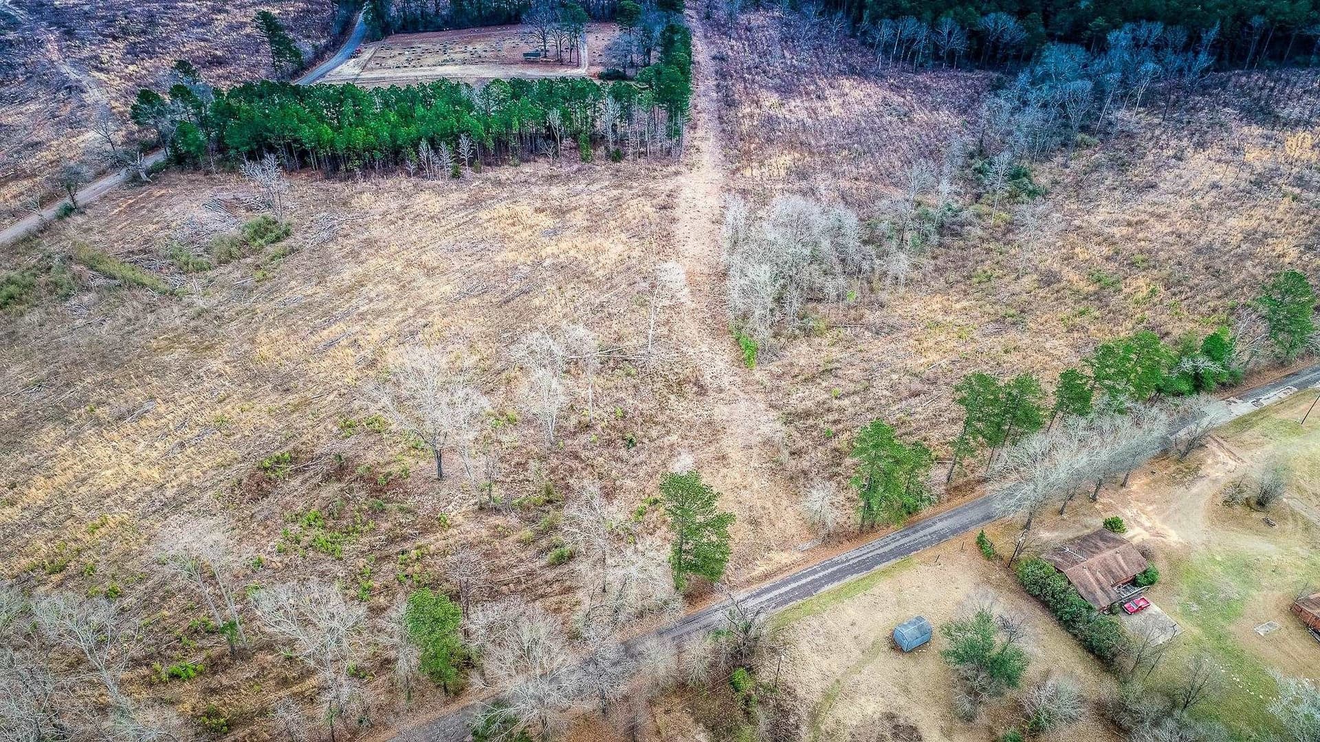 2 acres in Upshur County