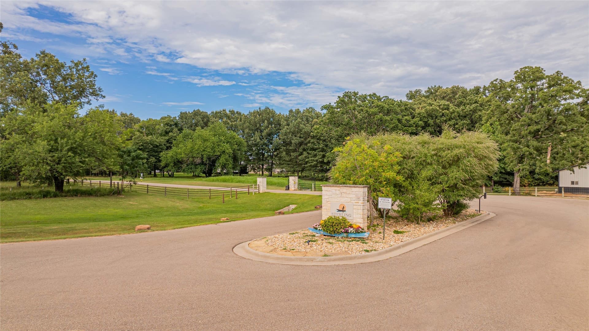 1.04 acres in Franklin (TX) County - photo 15
