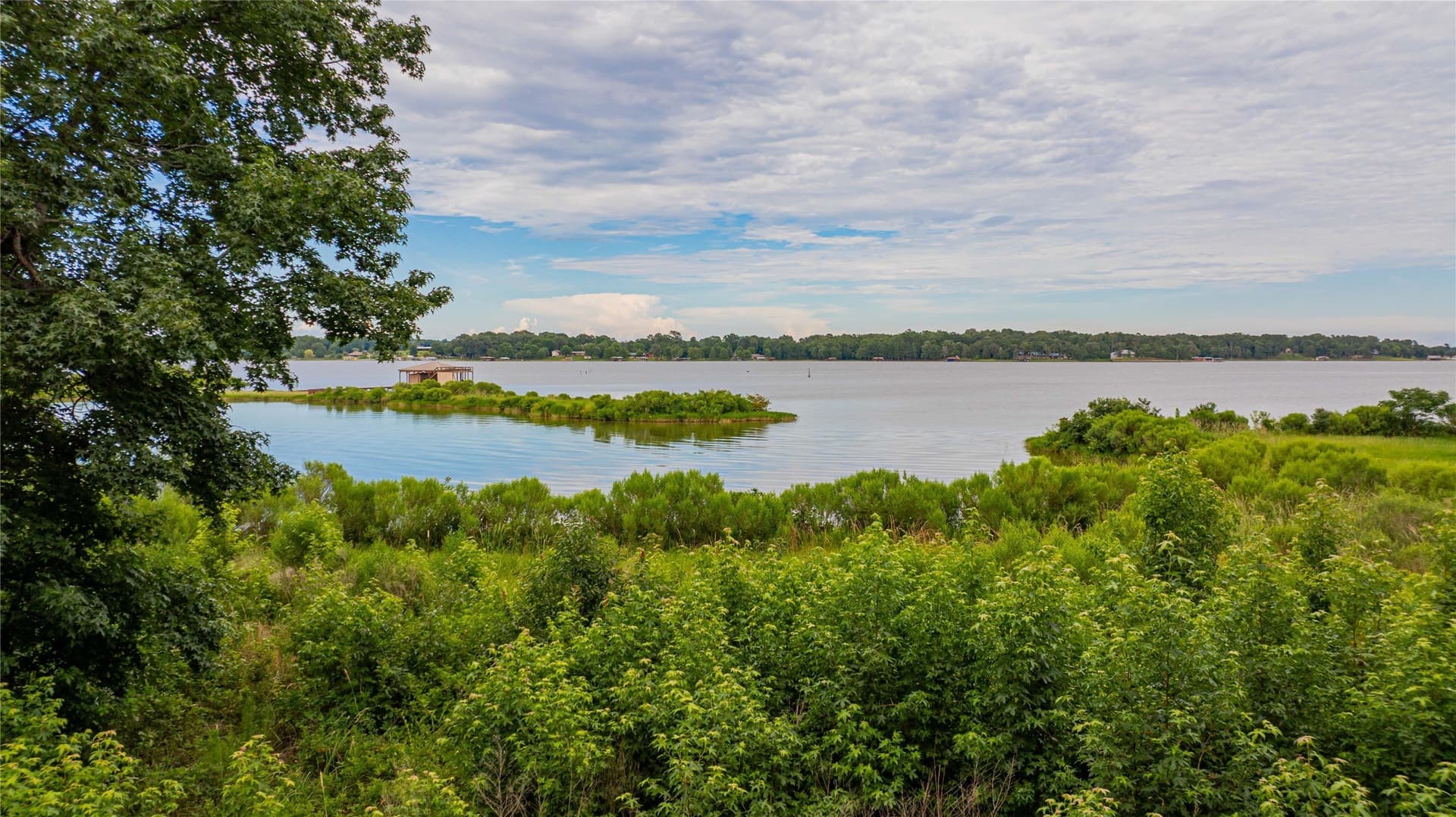 1.04 acres in Franklin (TX) County