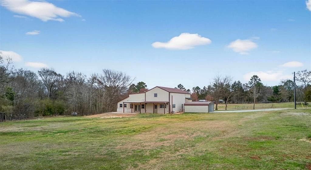 10 acres in Smith County gallery image 3