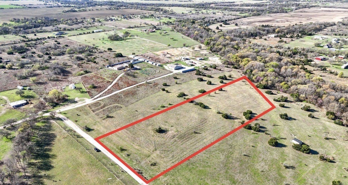 7.59 acres in Hill County